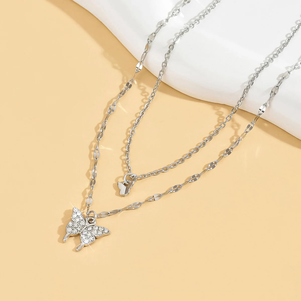 1 Women's Lats Sparkling Double Layer Butterfly Necklace Exquisite Double Layer Collar Chain Jewelry Banquet Party Holiday Gift